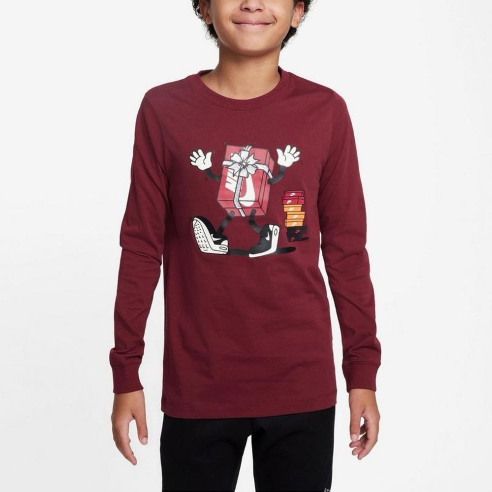 NWT Nike Sportswear Boxy Boy’s Long Sleeve T Shirt